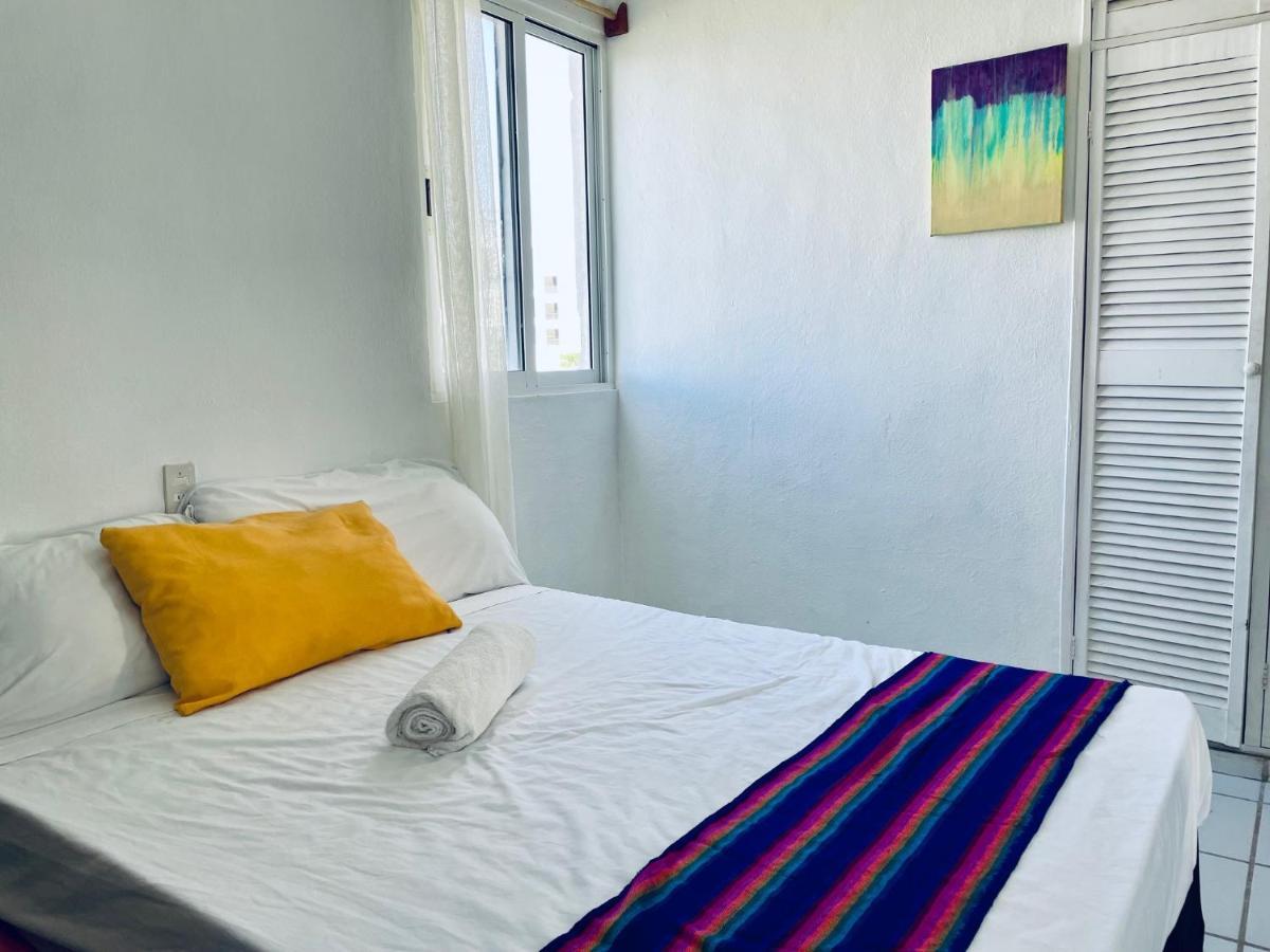 Punta Me Apartments & Rooms In Punta Sam Ferry Beach Cancún Zewnętrze zdjęcie