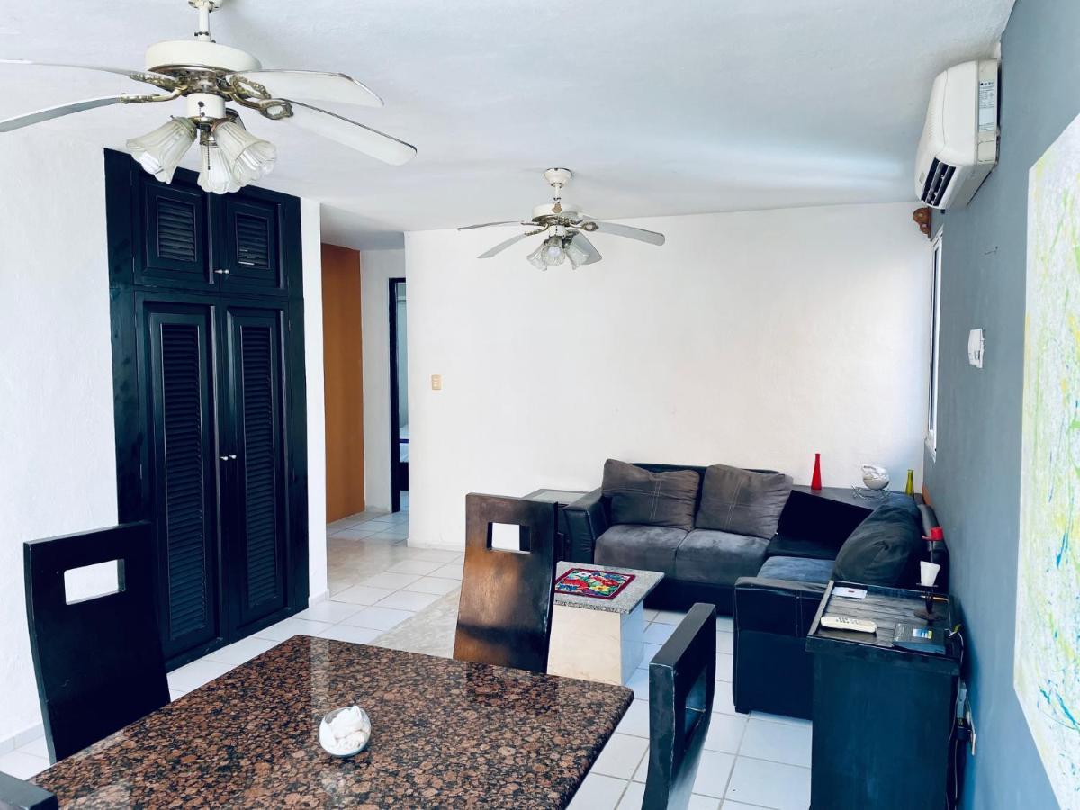 Punta Me Apartments & Rooms In Punta Sam Ferry Beach Cancún Zewnętrze zdjęcie